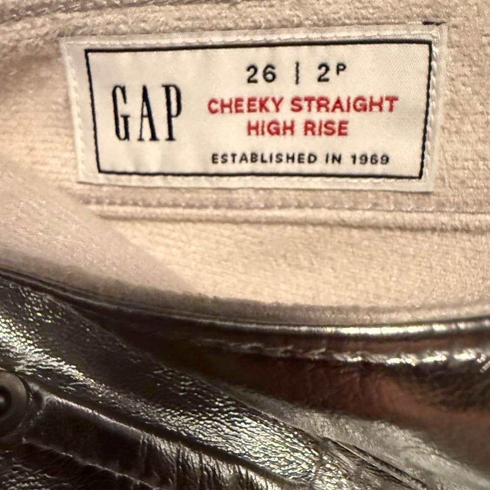 🆕 GAP Silver Cheeky Straight High Rise Pants - Picture 3 of 3